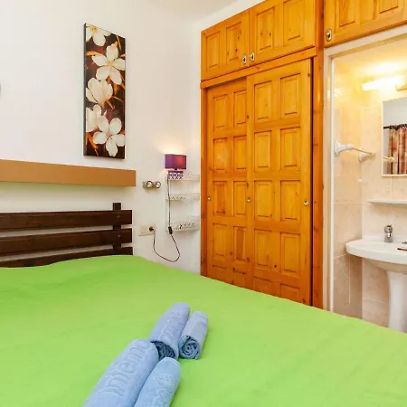 Adelfa Apt- 1 By Interhome Apartment