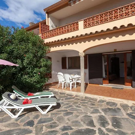Adelfa Apt- 1 By Interhome Apartment